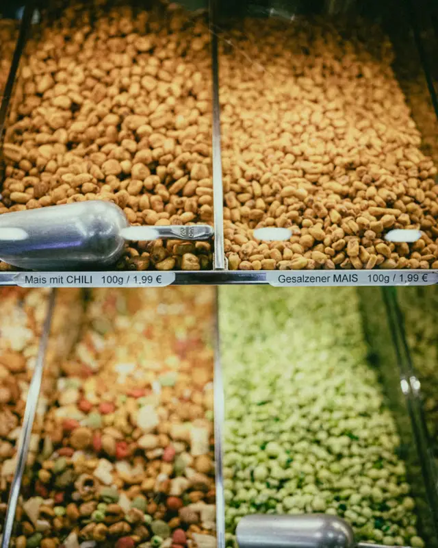 Reading a pet-food ingredient list